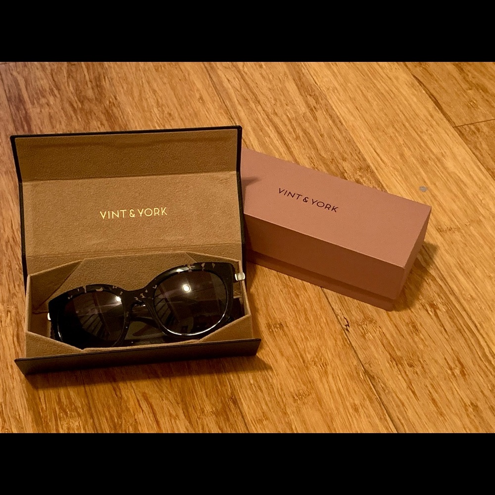 Vint and York Sunglasses, The Beesknees, Black Ice Color